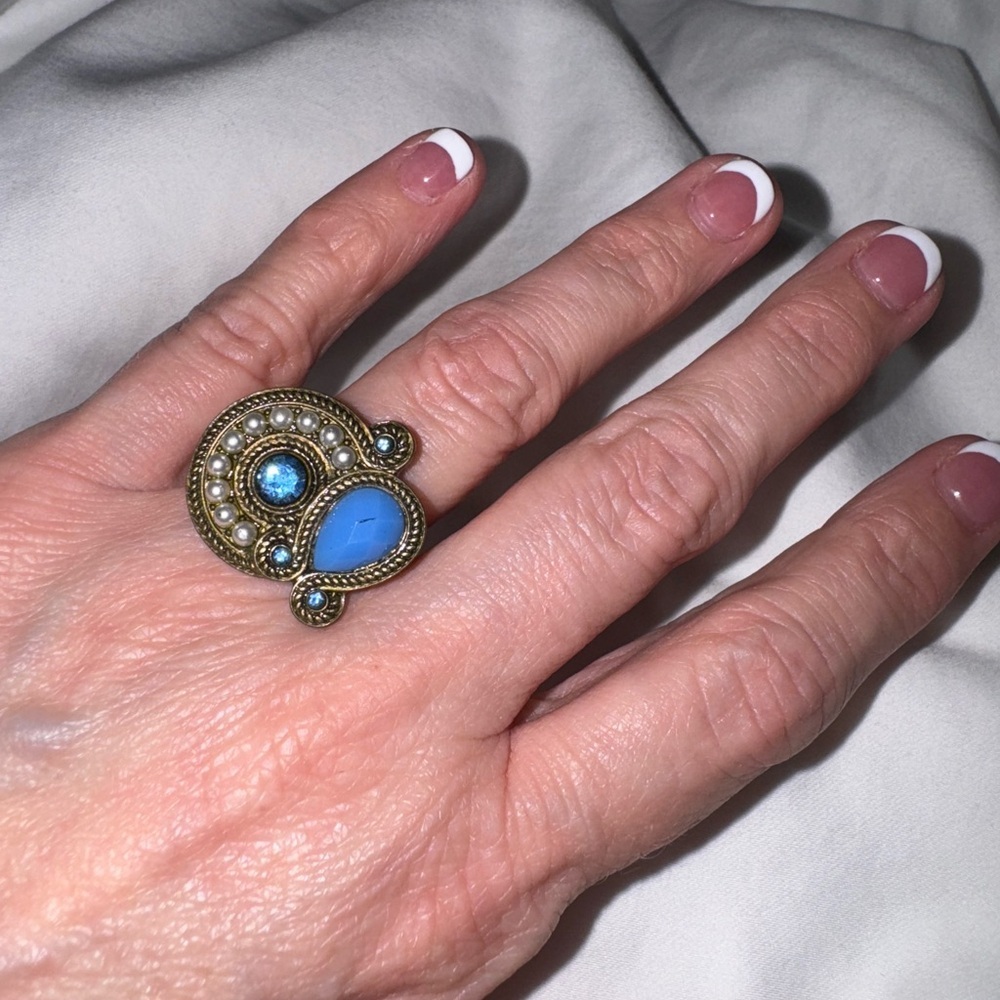 Vintage Blue & Gold Statement Ring – Bold Substantial Cocktail Jewelry